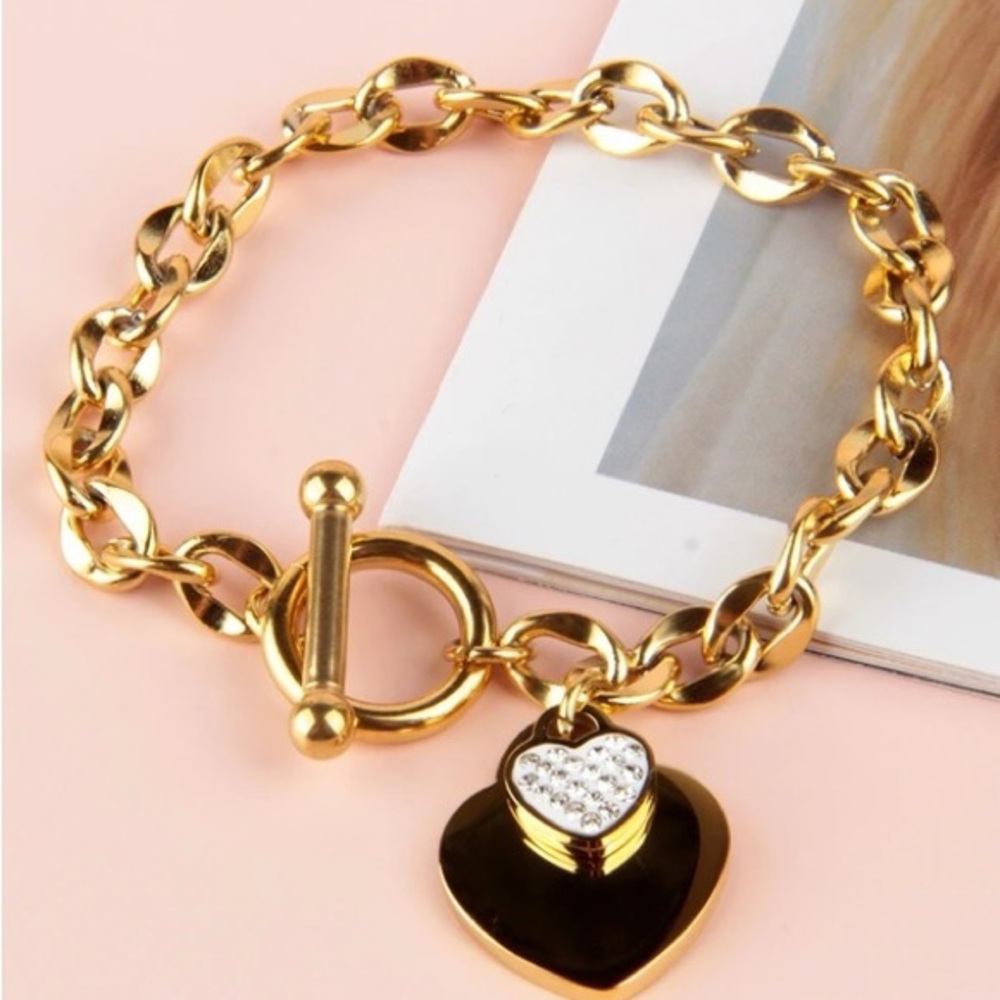 NEW Classic Carve FOREVER LOVE Heart Bracelet - Picture 1 of 6